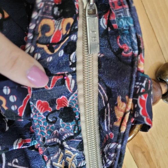 Purse - Picture 3 of 3